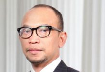 Chatib Basri: Pemerintah Wajib Membayar Warga Saat di Rumah