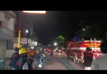 Damkar Makassar, Semprot Warga Makassar yang Melanggar PSBB