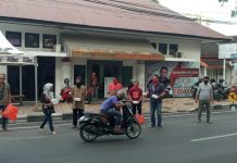 Pendukung APPI, Relawan Balaikota Berbagi Takjil