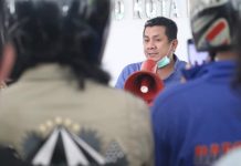 Aswar “Si Fachri Hamzah” Terima Mahasiswa Pendemo Terkait Dana Covid-19