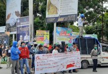 Puluhan Preman Bertopeng Keluar Dari Rujab Bupati Luwu Utara