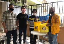 Golkar Makassar Kembali Bantu APD di Puskesmas Lakkang.