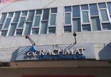 Belum di Gaji 3 Bulan Karyawan Duduki Kantor CV Rachmat Hingga Tengah Malam