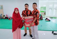 Ketua MPC Pemuda Pancasila A2R bantu pengungsi Banjir Kota Masamba