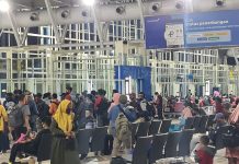 Bertaraf Internasional, Bandar Udara Sultan Hasanuddin Abaikan Physical Distancing