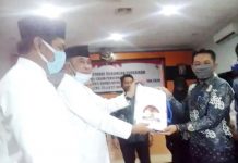 Dokumen Syarat Dukungan Perbaikan Resmi Diserah Terimakan Pasangan Zas ke KPU Selayar