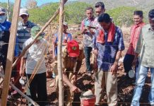 Diawali Peletakan Batu Pertama, Desa Lewogeka di Flores Timur Bangun Sarana Olahraga