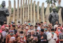 Beredar Spanduk Bertuliskan Penolakan ‘KAMI’ di Sulsel