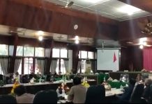 Aksi Menuntut Pemerintah Pusat Mengeluarkan Hak Diskresi