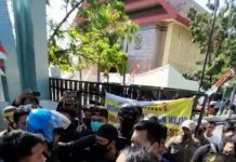Aksi di Anggap Anarkis, Aparat Tindak Tegas Pendemo di DPRD Sulsel