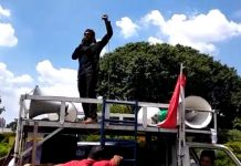 Aksi Mahasiswa Merauke di Depan Istana Negara, Menuntut Hak Politik Orang Asli Papua di Kembalikan