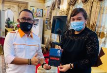 Putri Nurdin,” Kakek Unding Seperti Ensiklopedia”, FPLD dan DPK Bedah Buku Prof.Fachrudin
