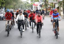 Nikmati Akhir Pekan, Rudal Bareng Fatma Gowes Keliling Makassar