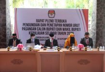 Suasana Sakral Warnai Pengundian Nomor Urut Paslon di Kota Adat Bumi Tanadoang