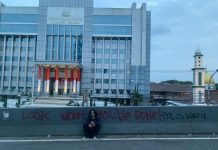 Perjuangan untuk Kemerdekaan Papua Cederai Unjuk Rasa Tolak UU Omnibus Law di Makassar