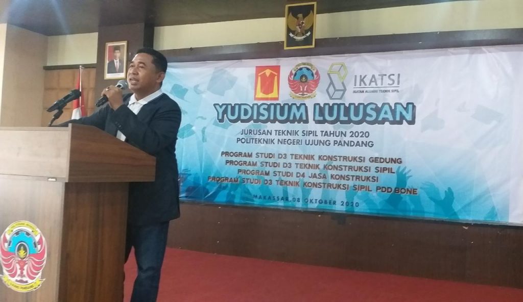 M. Rais Ketua IKA Politeknik Negeri UP, Hadiri Yudisium