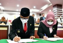Gubernur dan DPRD Ketok Palu, Syahkan APBD Sulsel 2021