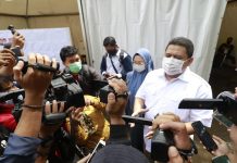 Di TPS Lokasi Mencoblos, Appi Bikin Jurnalis Tertawa dengan Celetukannya