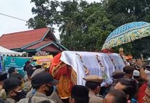 Thoriq Husler Dimakamkan di Desa Kappuna-Masamba Lutra