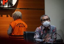 KPK Tahan Tersangka Pengadaan Citra Satelit Resolusi Tinggi di Badan Informasi dan Geospasial