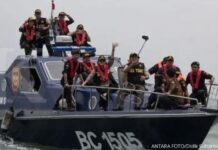 Melompat ke Boad Patroli Bea Cukai, ‘door!’ Haji Permata Tewas di Terjang Peluru Aparat, Adakah Pelanggaran SOP?