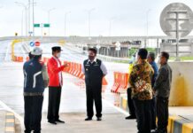Tiba di Palembang Jokowi Resmikan Tol Kayu Agung