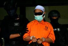 Densus 88 Ikut Gelar Perkara, Polri Tangkap WN Inggris Diduga Terkait Aliran Dana Rekening FPI