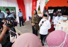 Wapres Kunjungi Korban Banjir Subang dan Karawang