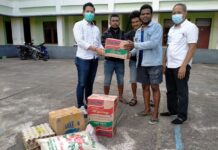 Kelompok Pemuda Peduli Covid-19 Bantu Sembako di Asrama Papua Makassar