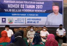 Andi Irfan AB, Ajak BAK Motivasi Ibu-Ibu Sadar Pendidikan di Labbakkang Pangkep