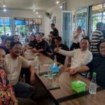 Hadir di Rakorwil Nasdem Sulsel, RG Berbaur dengan Penikmat Kopi di Makassar