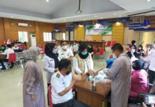 Terima Vaksin Covid-19 Tahap Pertama, Wabup: ‘Masyarkat Tidak Perlu ada kekhawatiran’