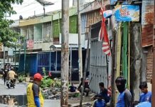 Hari Libur, Tim Penanggulangan Banjir dan Bulukumba Bersih Tetap Bekerja
