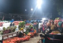 Video Aktifitas Bongkar Muat di Pasar Sentral Bulukumba, Syukur: Perlahan Ekonomi Mulai Tumbuh