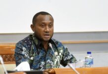 Video: Empat Desa di Mimika Terima Bantuan dari Yan Mandenas