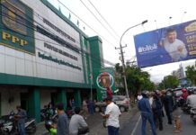 Miris, Anggota DPRD Maros Diduga Asusila, Pendemo Datangi Kantor PPP Sulsel