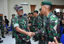 Pangkogabwilhan III Pimpin Upacara Pelepasan Yonif R 900/ SBW Kodam IX/Udayana
