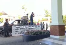 Labrak Kantor Kejaksaan dan Polres, Mahasiswa: Sinjai Darurat Korupsi, Aparat Penegak Hukum ‘Mati Lampu’