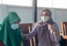 Wakil Ketua Penggerak PKK Bulukumba Temui Anak Korban Kekerasan Seksual oleh Ayah Kandung