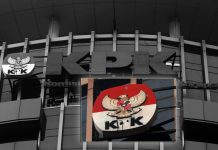 Viral, Tulisan Berwarna Hitam di Gedung Merah Putih KPK