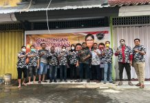 Bapera Sulsel Salurkan Daging Kurban Sumbangan Fadh A Rafiq