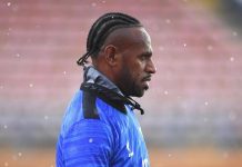 Boaz Salossa Latihan Perdana Bersama Borneo FC 