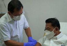 Moeldoko Menerima Suntikan ‘Vaksin Nusantara’ dari dr Terawan