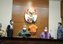 KPK Tahan Tersangka Penerimaan Hadiah atau Janji Terkait Perpajakan