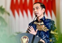 Jokowi Ungkap 3 Strategi Besar Indonesia di Hadapan 100 Ekonom