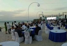 Gubernur NTT Gelar Pesta di Pantai dengan Panggung Terbuka saat Masa PPKM