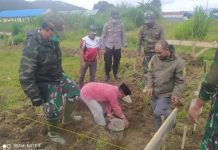 Pejabat Pemkab Pegaf Ingatkan Danramil 1801-05 Anggi, Adanya Penolakan Pembangunan Musala