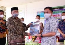 Resmikan Sarana Sanitasi SPAMS HID Pamsimas, Bupati Bantaeng: Jadikan Bekerja Bernilai Ibadah