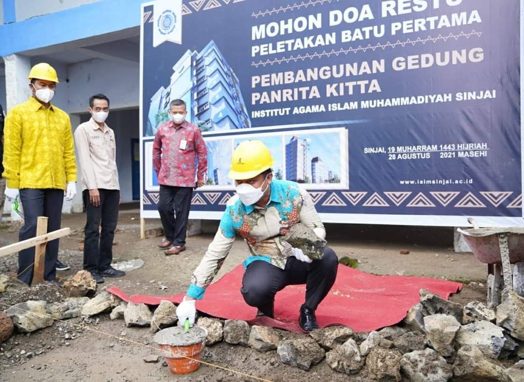 Plt Gubernur Lakukan Peletakan Batu Pertama Pembangunan Rumah Kat 