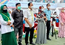 Rektor UIM Bersama JK dan Forkompimda Sulsel Sambut Maba dengan Kegiatan Vaksin COVID-19